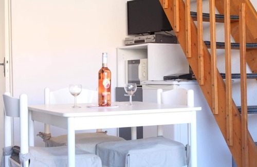 Les Ayguades Apartment | Studio House with Mezzanine and Terrace - Gruissan
