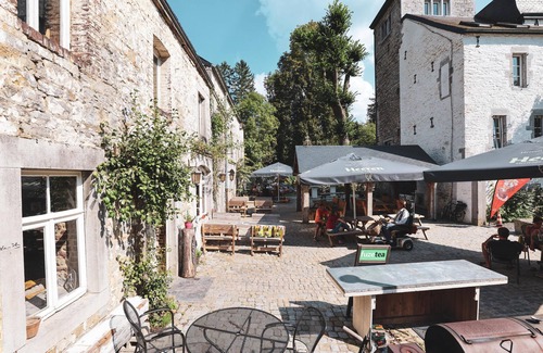 Aywaille Apartment | Studio in a castle with shared terrace