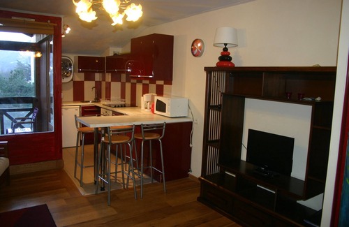 Brides-les-Bains Apartment | Studio in Brides les Bains - Vanoise Beautiful View - Rates Specials Curistes
