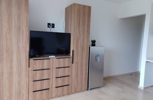 Playa del Carmen Apartment | Studio in Centro Maya area of Playa Del Carmen-full kitchen, AC, smart TV, pool.