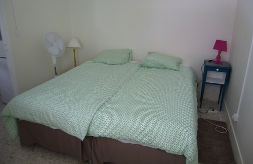 La Garde Apartment | Studio in house with garden and swimming pool, 1km from the sea (p)