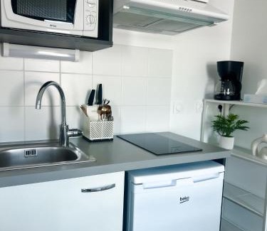 Lormont Apartment | Studio in Lormont with Free Parking