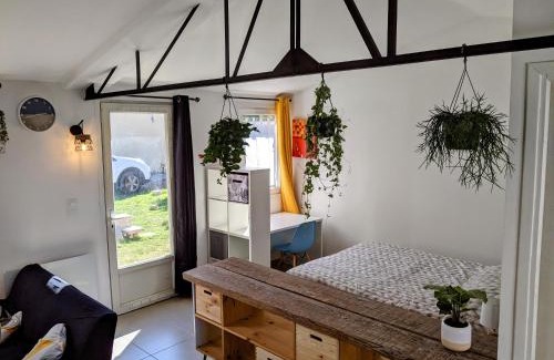 Saint-Jean-Pla-de-Corts Apartment | Studio indépendant tout équipé au calme