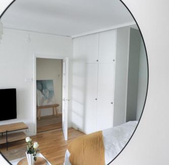 Turku Apartment | Studio-Joki - Valoisa asunto keskustassa