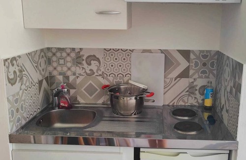 Les Baumettes Apartment | Studio "K. Blue" very bright - 500m from beaches - Nice Carré d'Or