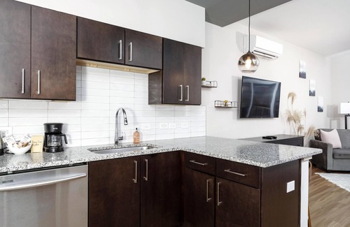 Asheville Apartment | Studio King Suite with Kitchen | 201