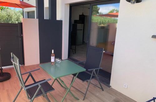 Serignan Apartment | Studio la salicorne