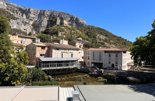 Fontaine-de-Vaucluse Apartment | Studio "Le Fontaine de Vaucluse"