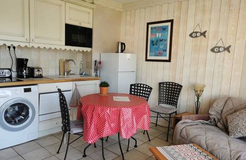 Duingt Apartment | Studio les Pieds Dans L'eau