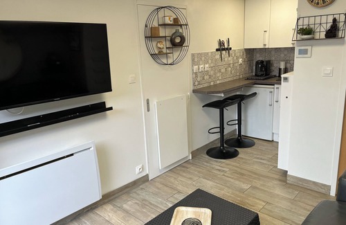 Luc-sur-Mer Apartment | STUDIO LUC SUR MER Plage du DDAY