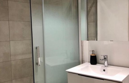 Villemomble Apartment | Studio lumineux et équipé