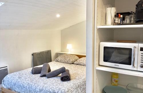 Toulouse East Apartment | Studio Lumineux & Spacieux, Tout Neuf, Grand Lit