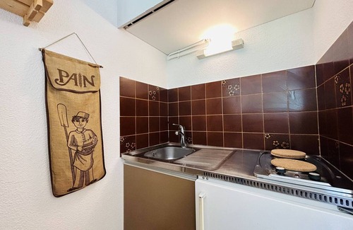 Monetier-les-Bains Apartment | Studio Mountain View, Sleeps 4, South-Facing Balcony, Serre Chevalier