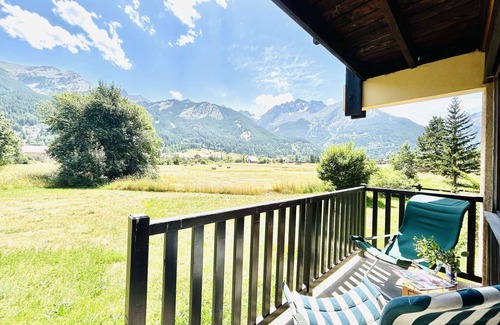 Monetier-les-Bains Apartment | Studio Mountain View, Sleeps 4, South-Facing Balcony, Serre Chevalier