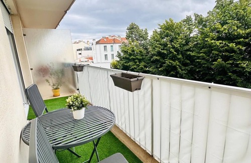 Cœur de Ville Apartment | Studio Moderne et Paisible à Proximité de Paris