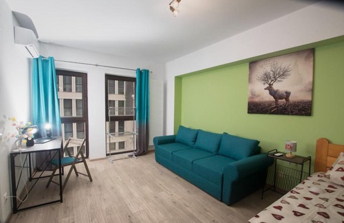 Drumul Taberei Apartment | Studio Moghioros rezidence 2