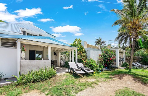 Cul de Sac Apartment | 💖studio nature reserve pool/beach/kayak included