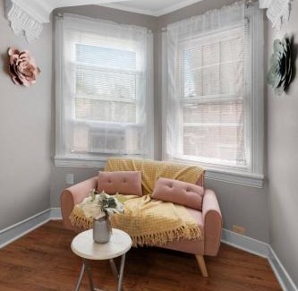 Gayborhood Apartment | Studio Near Historic Sites