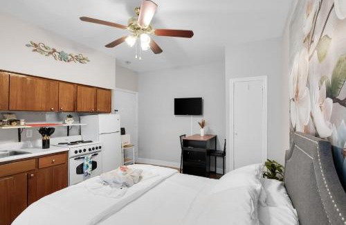 Gayborhood Apartment | Studio Near Historic Sites