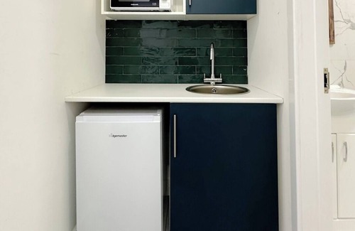 Kings Cross St. Pancras Apartment | Studio next to king cross A