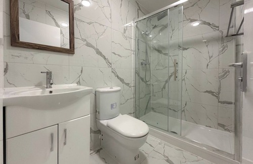 Kings Cross St. Pancras Apartment | Studio next to king cross A