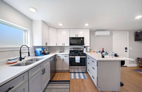 MacGregor Apartment | Studio Nr Med Center Museums | WiFi BBQ Fire Pit