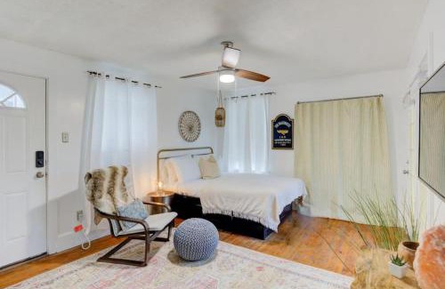 Midtown House | Studio Oasis Private Patio Super Walkable Midtown