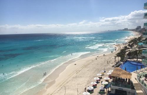 Punta Cancun Apartment | Studio oceanfront prime location