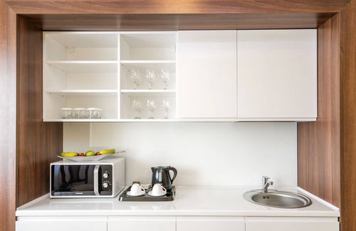 Militari Hotel | Studio One Accommodation Suites