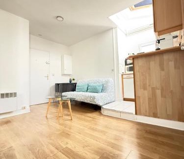 2nd Arrondissement Apartment | Studio Opera Bourse