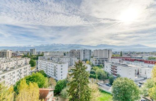 Quartier des Eaux-Claires Apartment | Studio parking gratuit, wifi - fibre, confort éclairé