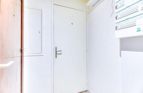 Quartier des Eaux-Claires Apartment | Studio parking gratuit, wifi - fibre, confort éclairé