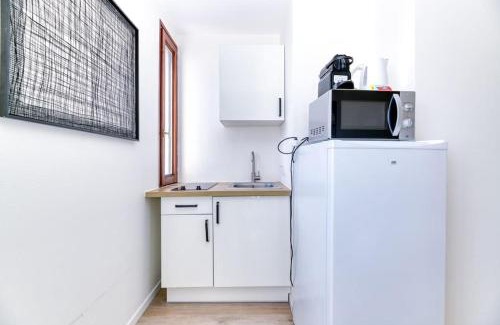 Quartier des Eaux-Claires Apartment | Studio parking gratuit, wifi - fibre, confort éclairé