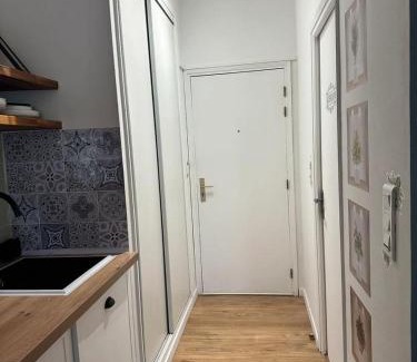 Santa-Lucia-di-Moriani Apartment | Studio pied dans l'eau - WIFI- Piscine