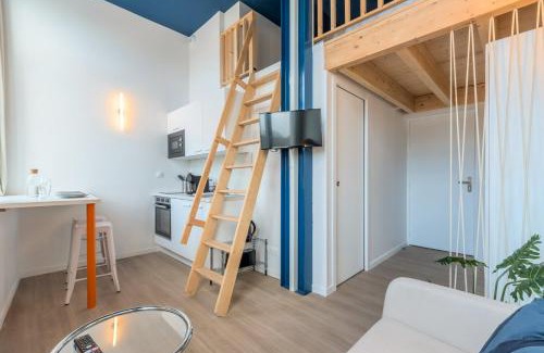 Annappes Apartment | Studio pour deux personnes en mezzanine