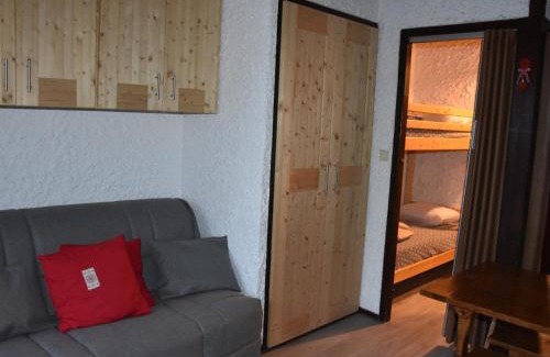 Pralognan-la-Vanoise Apartment | Studio pratique pour 4 personnes avec terrasse à Pralognan-la-Vanoise - FR-1-464-50