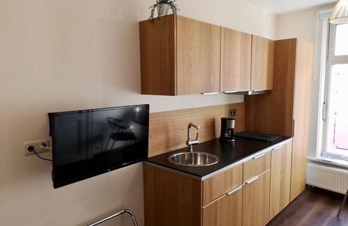 Erfurt Old Town Apartment | Studio-Private Bathroom