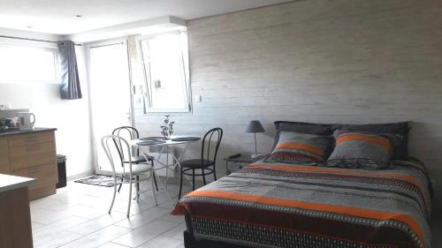 Agon-Coutainville Apartment | STUDIO PROCHE DE LA MER