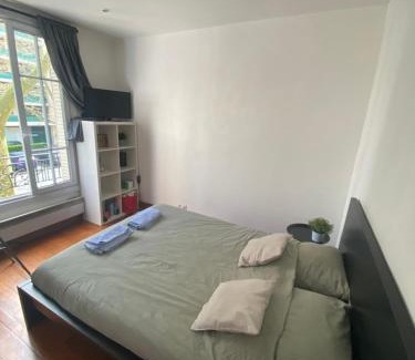 Chaville Apartment | Studio Proche Paris