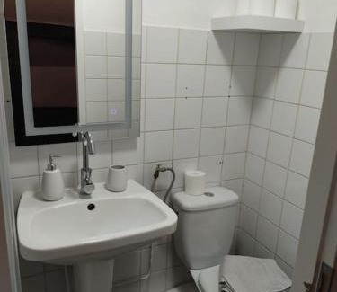Barbatre Apartment | Studio Rémois - WIFI/Netflix