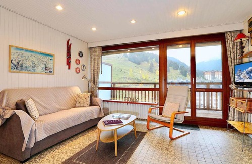 Courchevel Apartment | Studio rénové à Courchevel 1650 - 4 pers, skis aux pieds, terrasse sud - FR-1-575-197