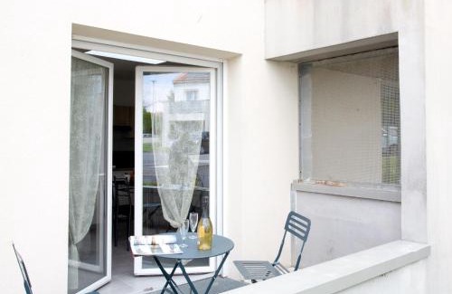 Les Moutiers-en-Retz Apartment | Studio Résidence de la Source by Interhome