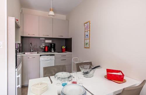 Rocabey - Alsace - Gare Apartment | Studio Résidence le Cotre by Interhome