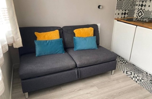 Villejuif Apartment | Studio Refait à Neuf, Tout Confort, Proche Paris, Tramway