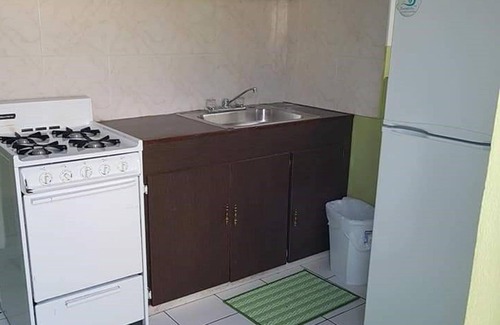 Regency Park Apartment | Studio - Regency Rental