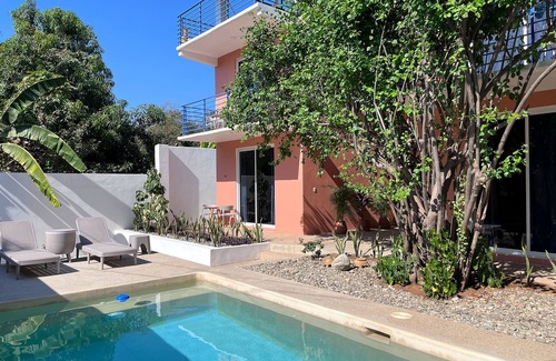 Barra de Colotepec Apartment | Studio Retreat 5 Min from Beach. King Bed & Equipped Kitchen