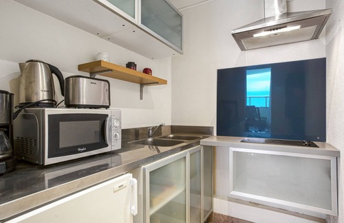 Biarritz Apartment | Studio Roche Ronde - Welkeys