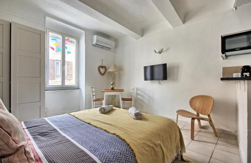 La Fare-les-Oliviers Apartment | Studio Romarin
