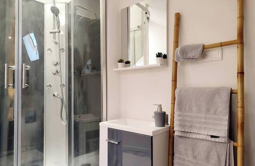 Epinal Apartment | Studio rue Leopold bourg