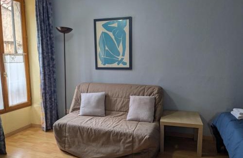 Antibes Old Town Apartment | Studio Saint-Jeannet
